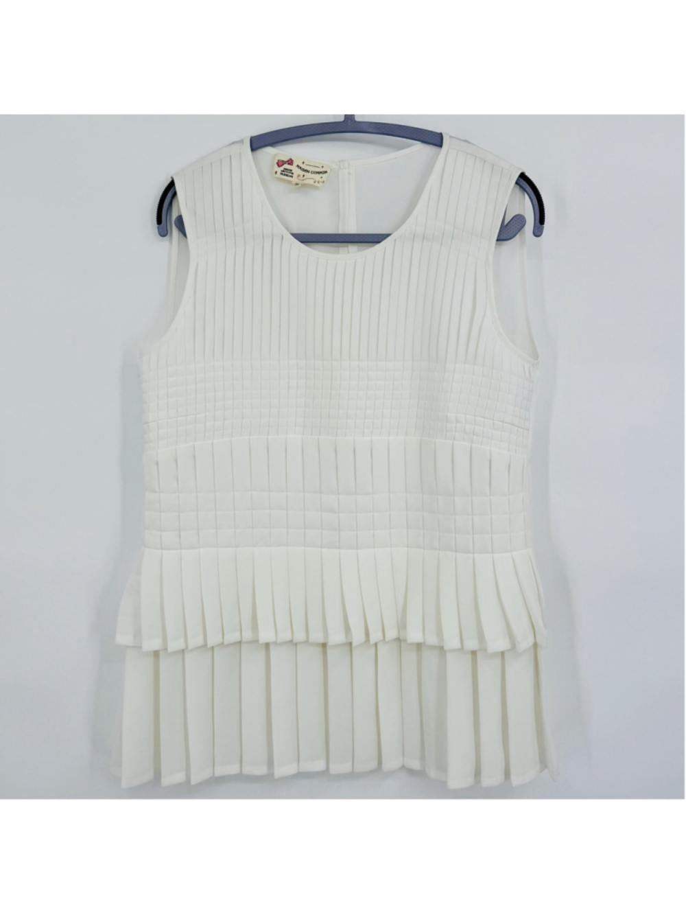 Maison Common Pleated Pintuck Sleeveless Blouse, White, Size 6